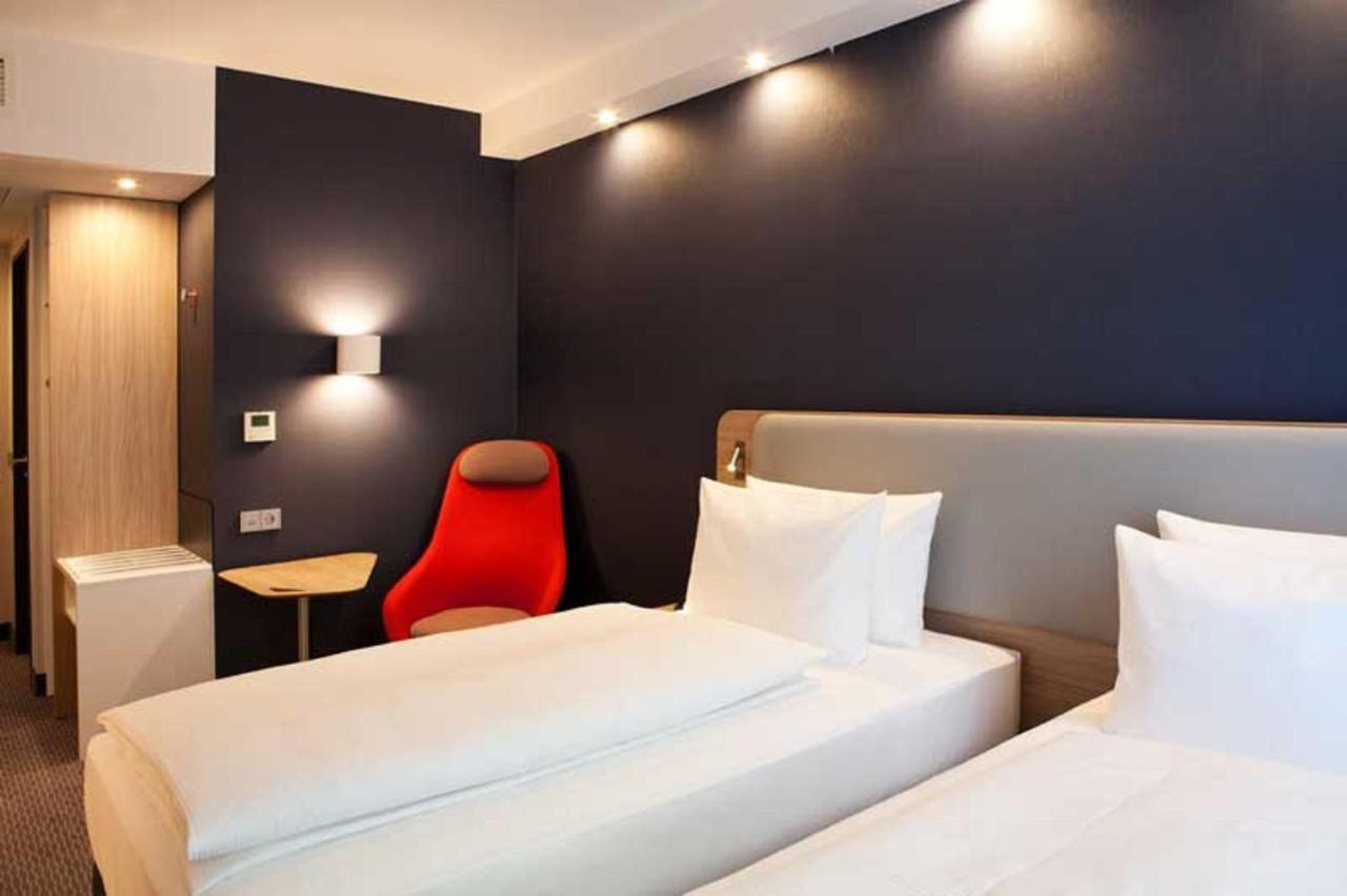 Holiday Inn Express Fuerth By Ihg Eksteriør billede