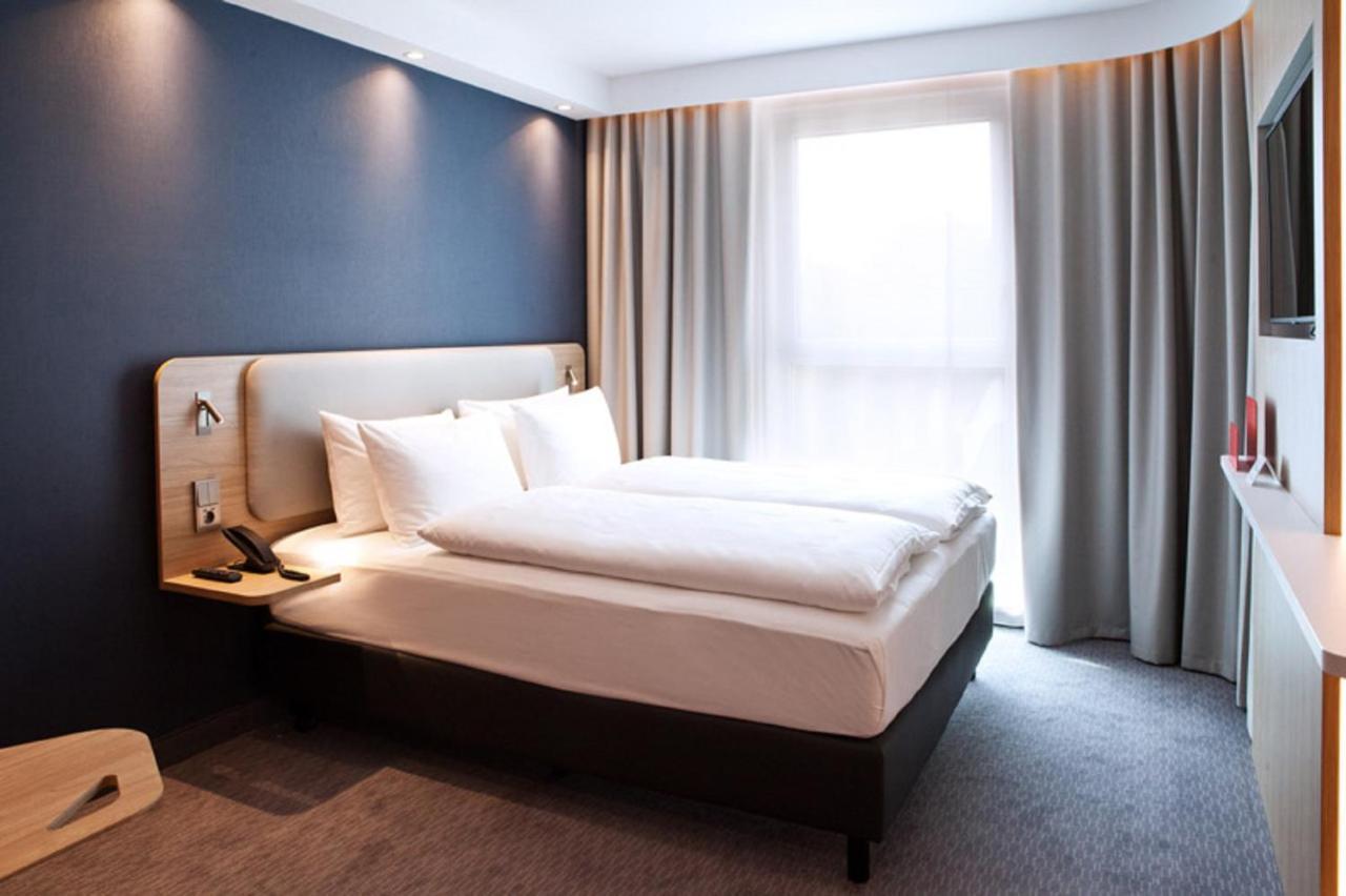 Holiday Inn Express Fuerth By Ihg Eksteriør billede