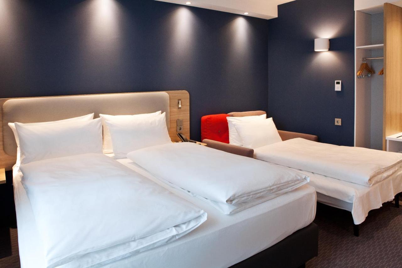 Holiday Inn Express Fuerth By Ihg Eksteriør billede