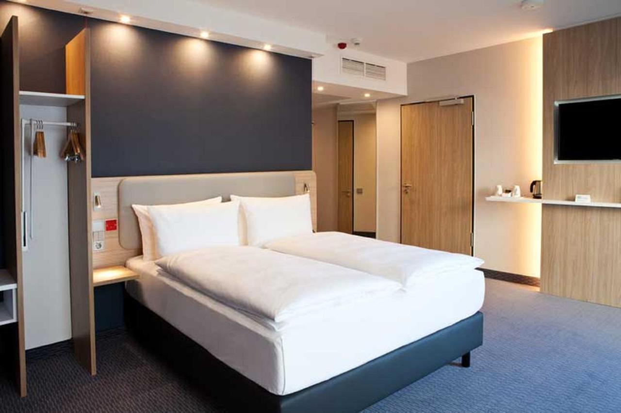 Holiday Inn Express Fuerth By Ihg Eksteriør billede