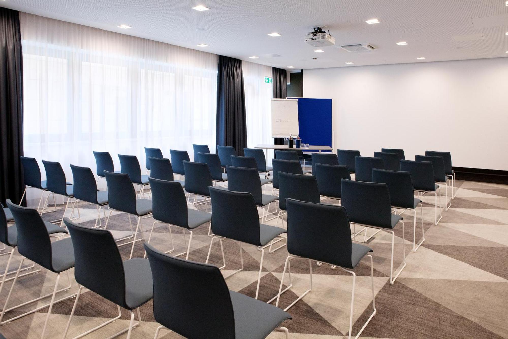 Holiday Inn Express Fuerth By Ihg Eksteriør billede